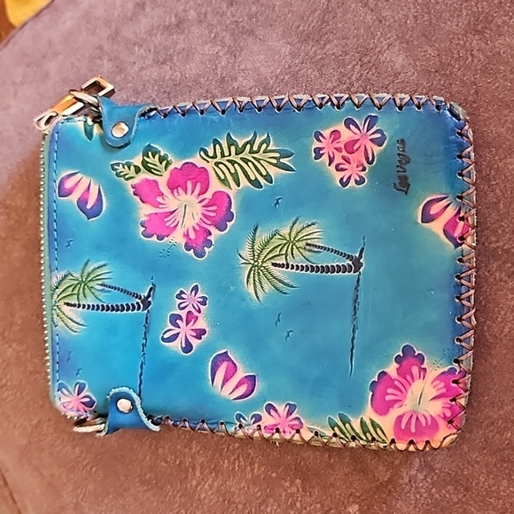 3/$30 Tropical Palm Tree Hibiscus Las Vegas Leather Crossbody Passport Mini Bag - Picture 2 of 6